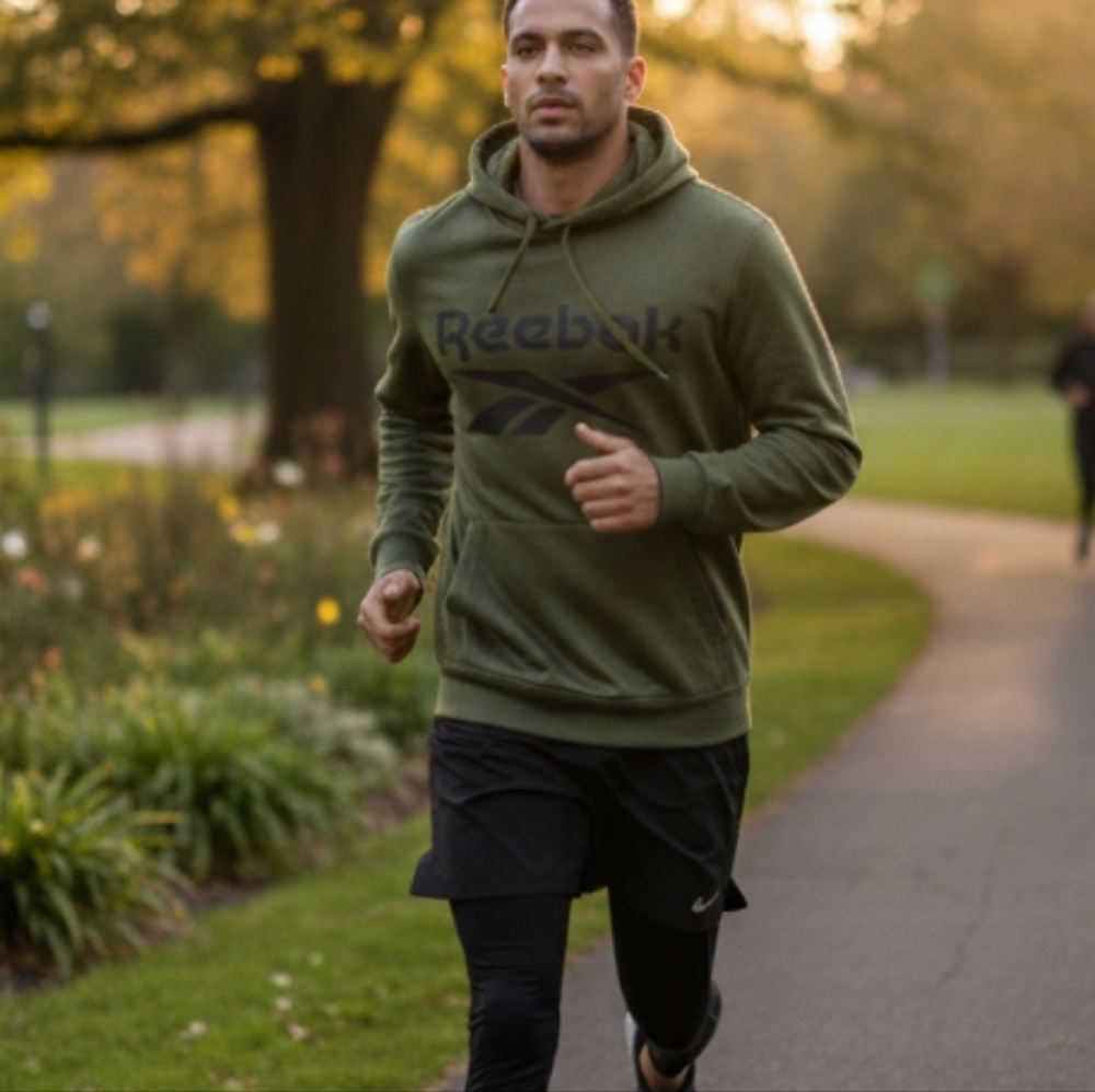 Reebok  pullover‎ hoodie Men's L Kangaroo Pocket